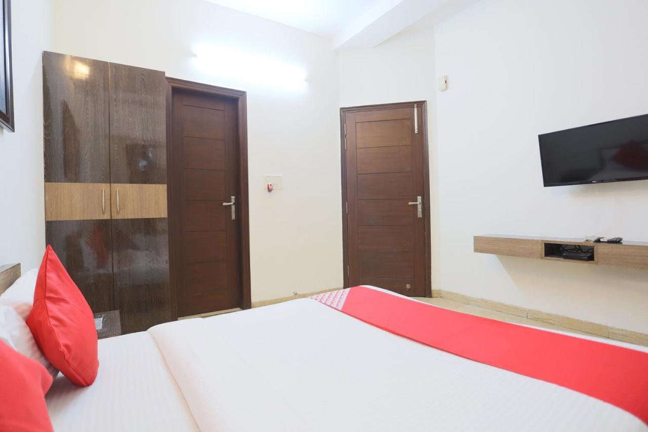 Hotel Oyo 60966 Balaji Upvan Kāsandra Zimmer foto